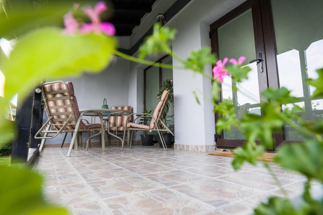 Pensiunea Xandra Hotel Corbi Exterior foto